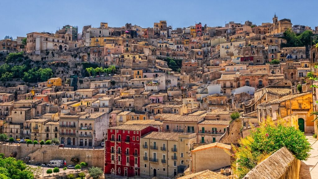 panorama d'une ville sicilienne