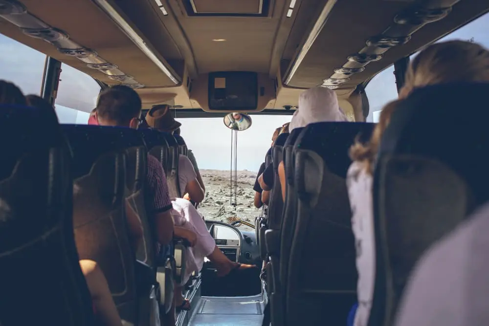 voyage en autocar pendant une journée