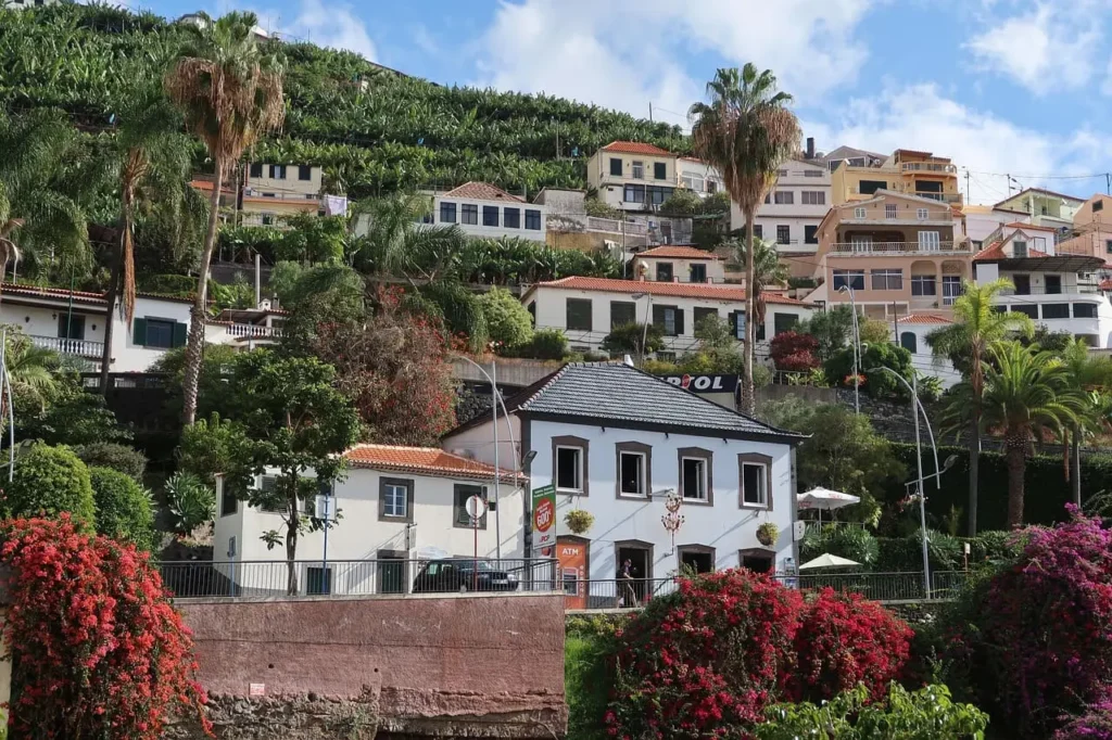 maisons sur l'île de Madère au Portugal